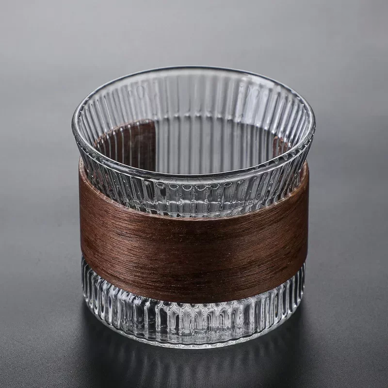 WoodFlow – Handmade Tumbler Glass with Wooden Accent for Stylish Enjoyment