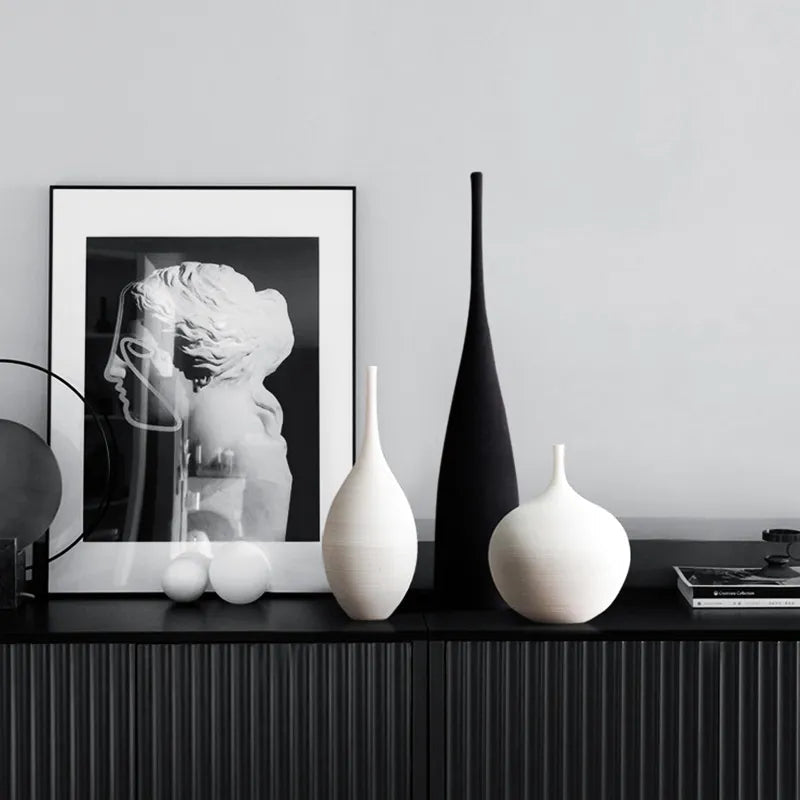 NordicForm – Scandinavian Minimalist Ceramic Vase with Timeless Elegance