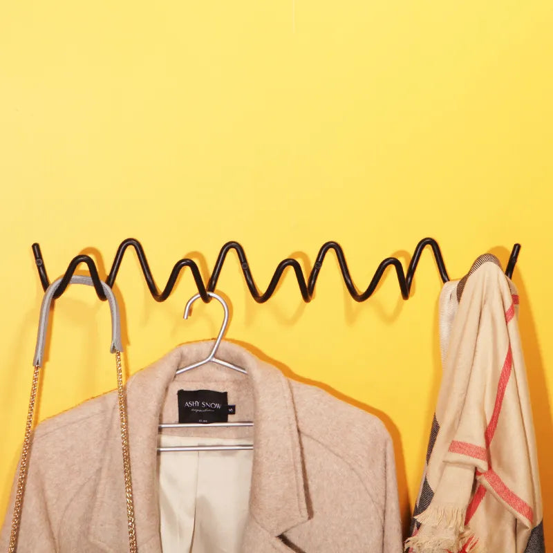 LineaLoop – Modern Metal Wall Coat Rack with Elegant Design