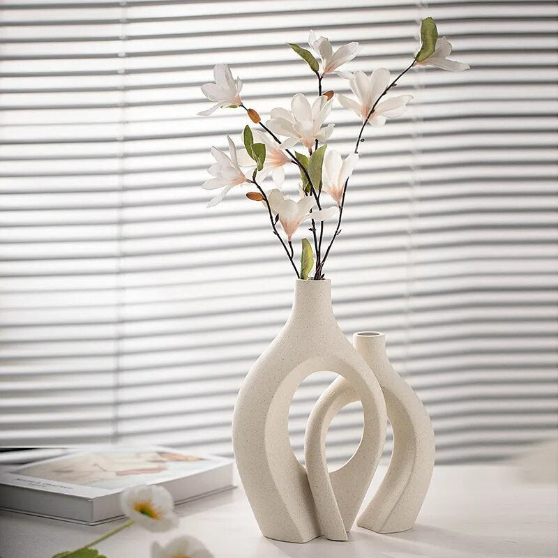 FormaLuxe – Modern Minimalist Set of 2 Ceramic Vases with Timeless Elegance