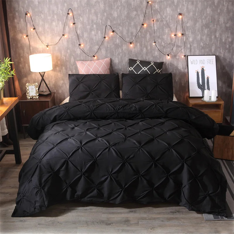 LuxeQuilt – Pintuck Duvet Cover Set with Elegant Diamond Structure