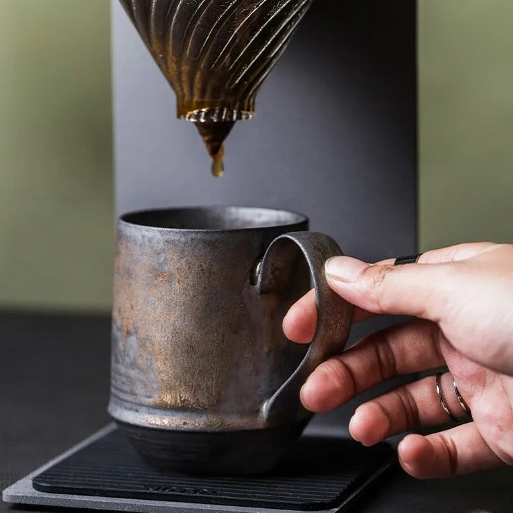 HarvestStone – Handmade Rustic Ceramic Mug for a Warm, Nostalgic Experience