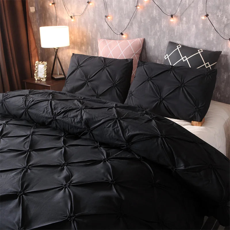 LuxeQuilt – Pintuck Duvet Cover Set with Elegant Diamond Structure