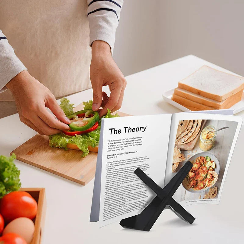 PineCharm – Elegant Wooden Recipe Holder for Practical Style