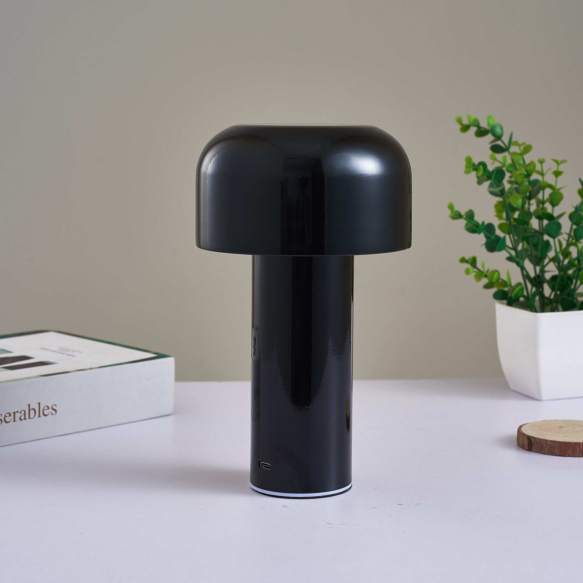 MushRoomGlow – Luxury Dimmable Table Lamp with Italian Design