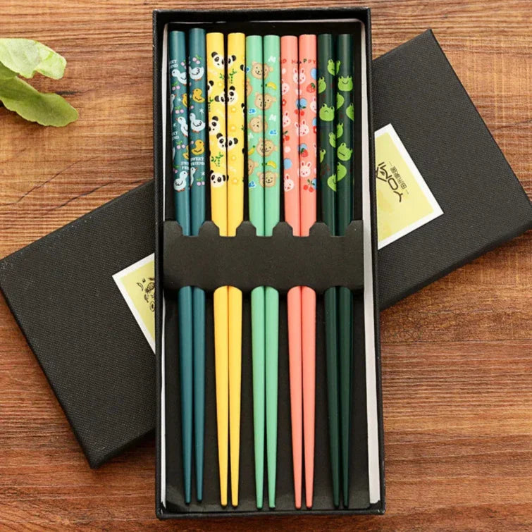 ZenBamboo – Luxe 5-Piece Bamboo Chopsticks Gift Set with Cultural Patterns