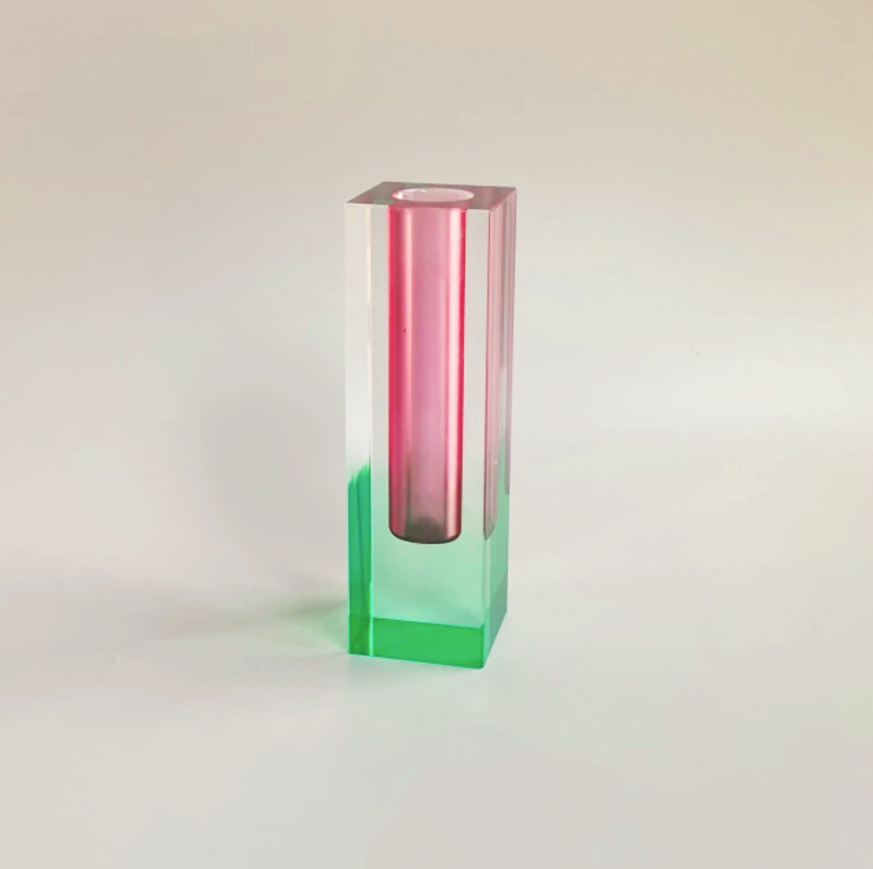 LumiForm – Prisma Acryl Vaas & Organizer met Modern Design