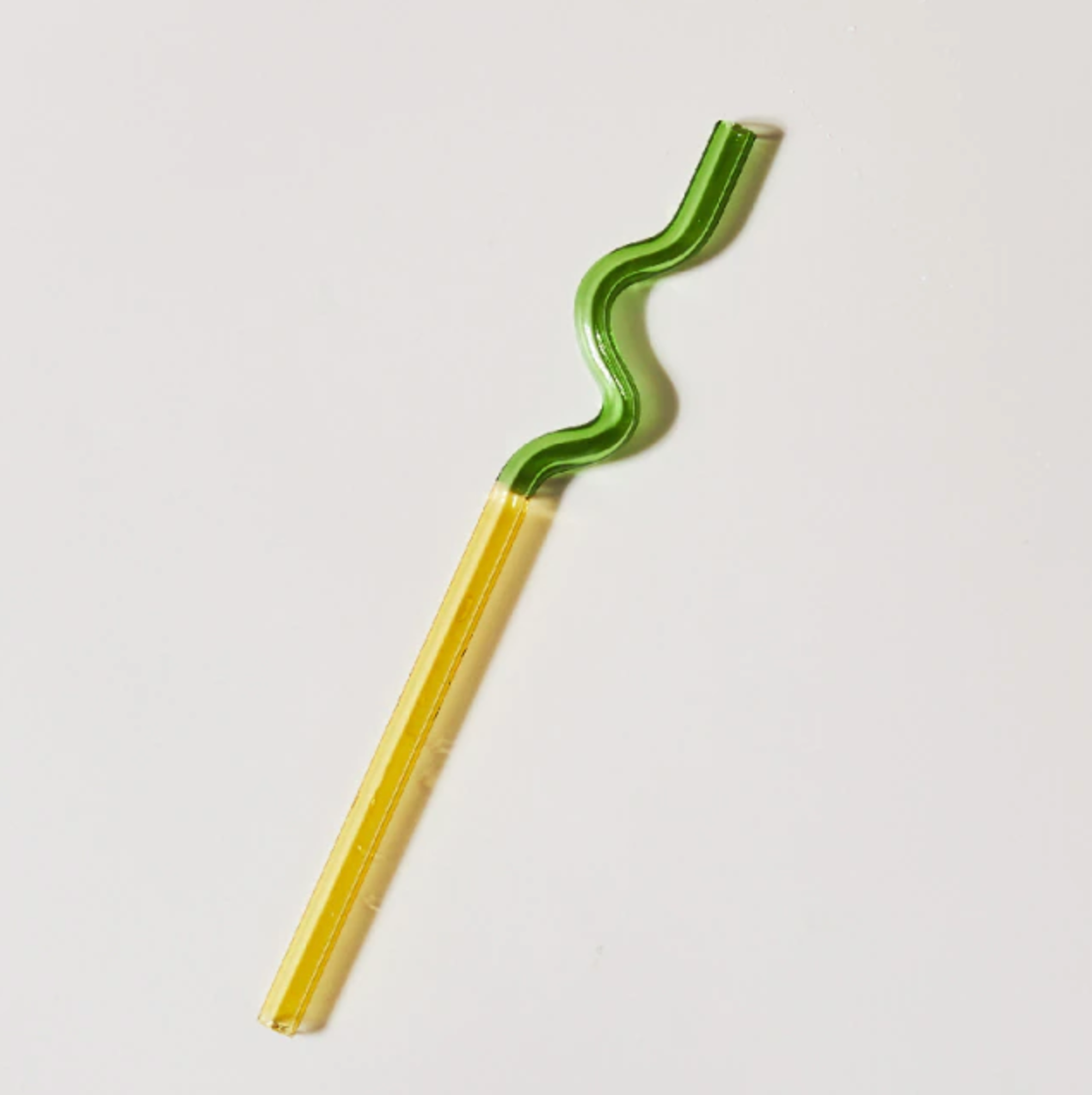 TwistSip – Speelse Gekleurde Glazen Rietjes met Elegant Gedraaid Design