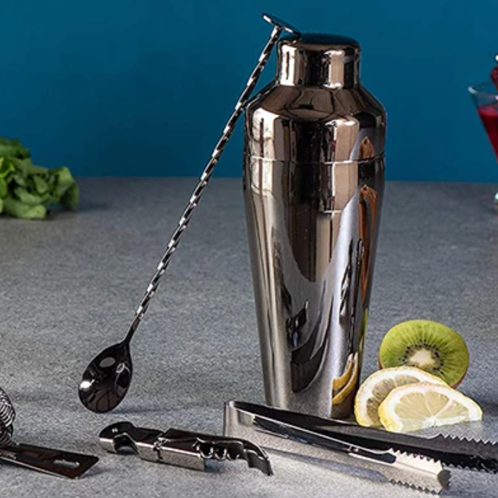 MixMaster – Luxury Metallic Bar Set for Stylish Cocktails