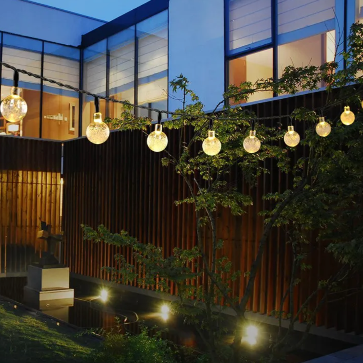 LumiTwinkle – Solar Twinkle Lights voor een Betoverend Exterieur