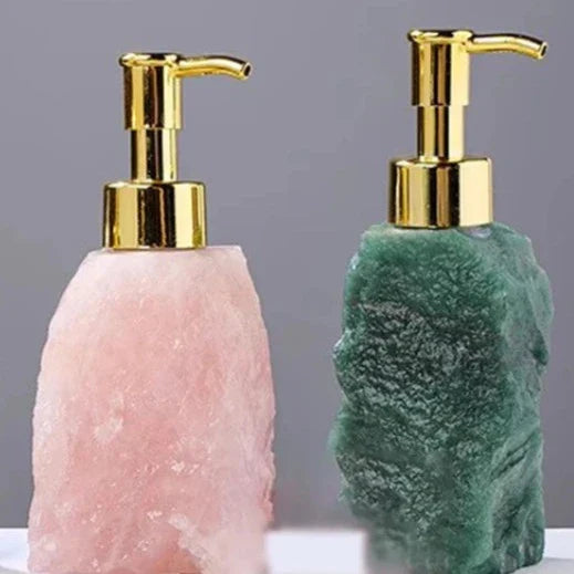 Crystaluxe – Luxe Handgemaakte Zeepdispenser met Natuurlijke Elegantie