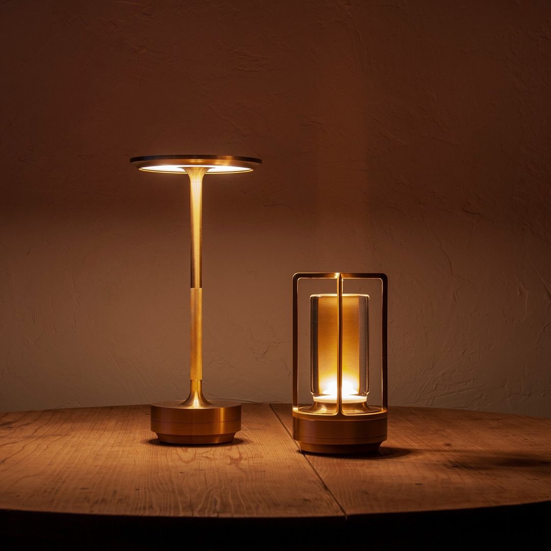 AuroraLux – Table Lamp with Minimalist Design and Touch Control