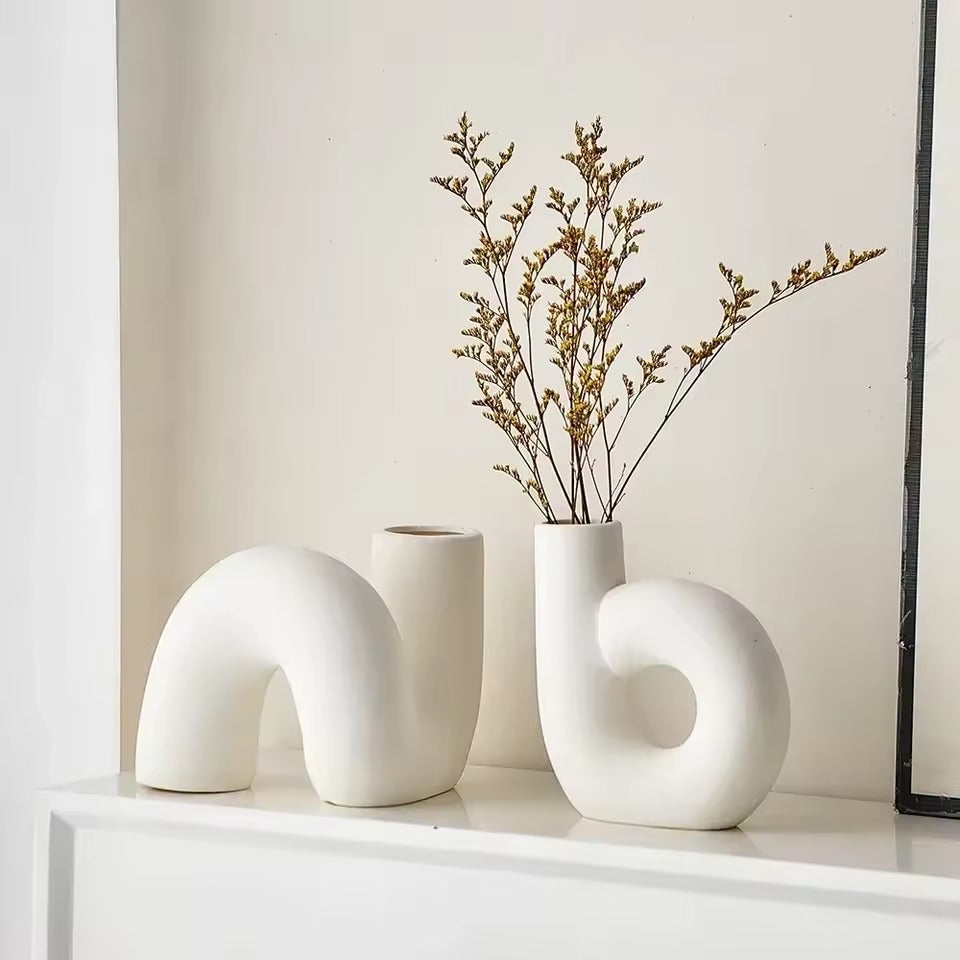 LunaForma Luxe Porcelain Vase – Stylish Eyecatcher for a Modern Interior