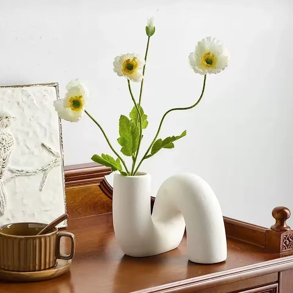 LunaForma Luxe Porcelain Vase – Stylish Eyecatcher for a Modern Interior