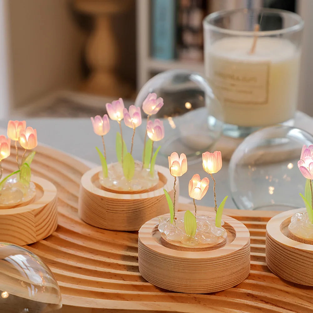 BloomLuxe – Elegant Table Lamp with Tulip Design for an Atmospheric Touch
