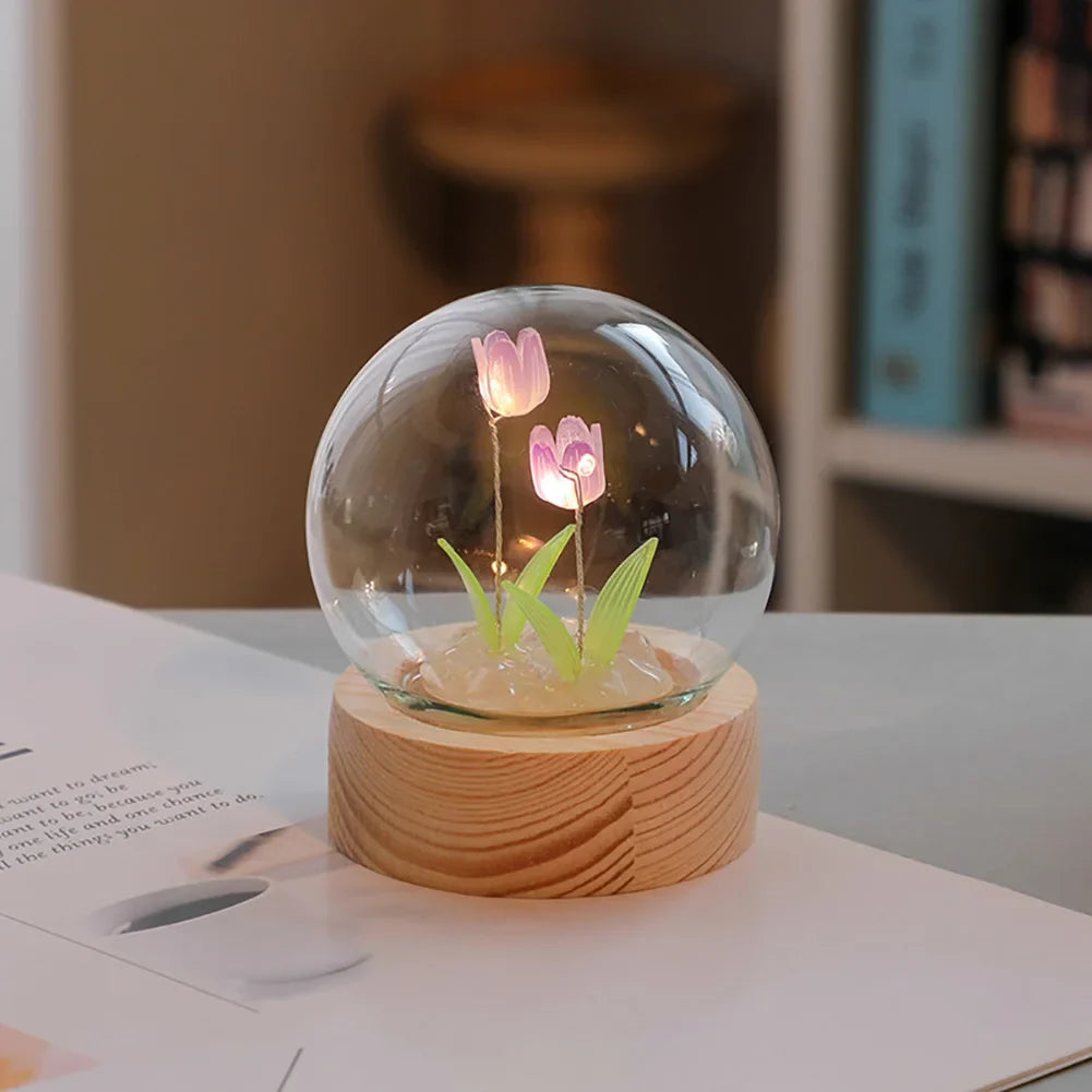 BloomLuxe – Elegant Table Lamp with Tulip Design for an Atmospheric Touch