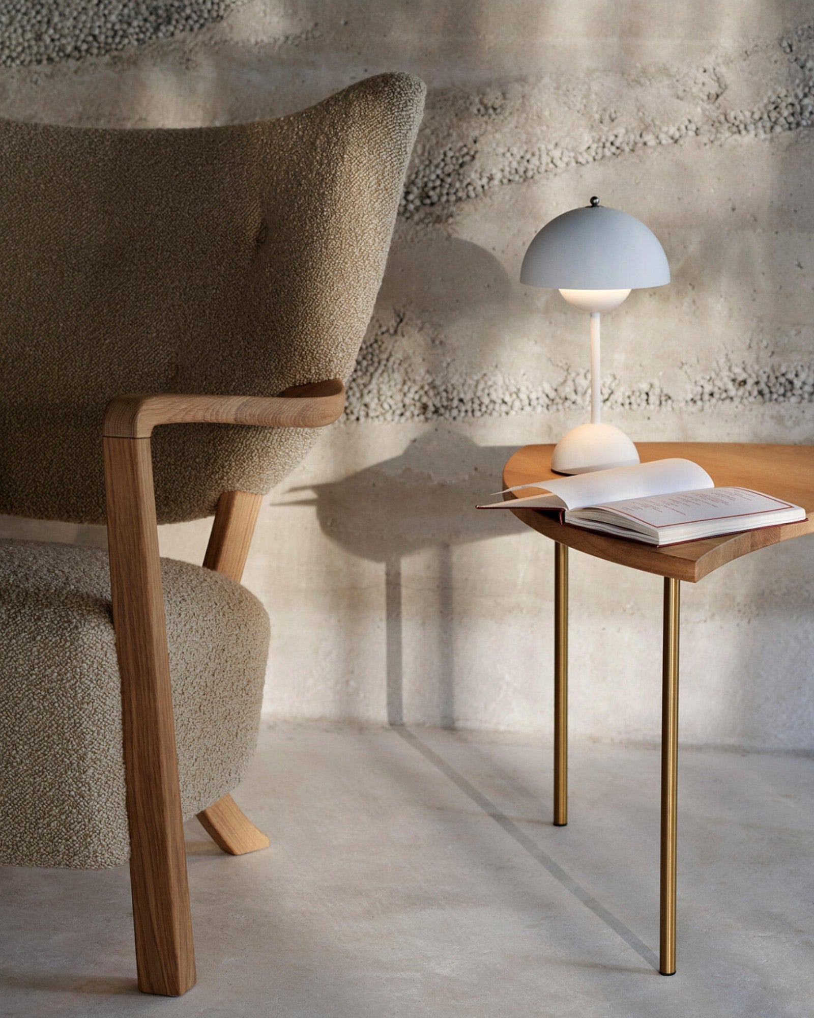 NordLight – LED Table Lamp Scandinavian Design, Dimmable and Durable in Metal