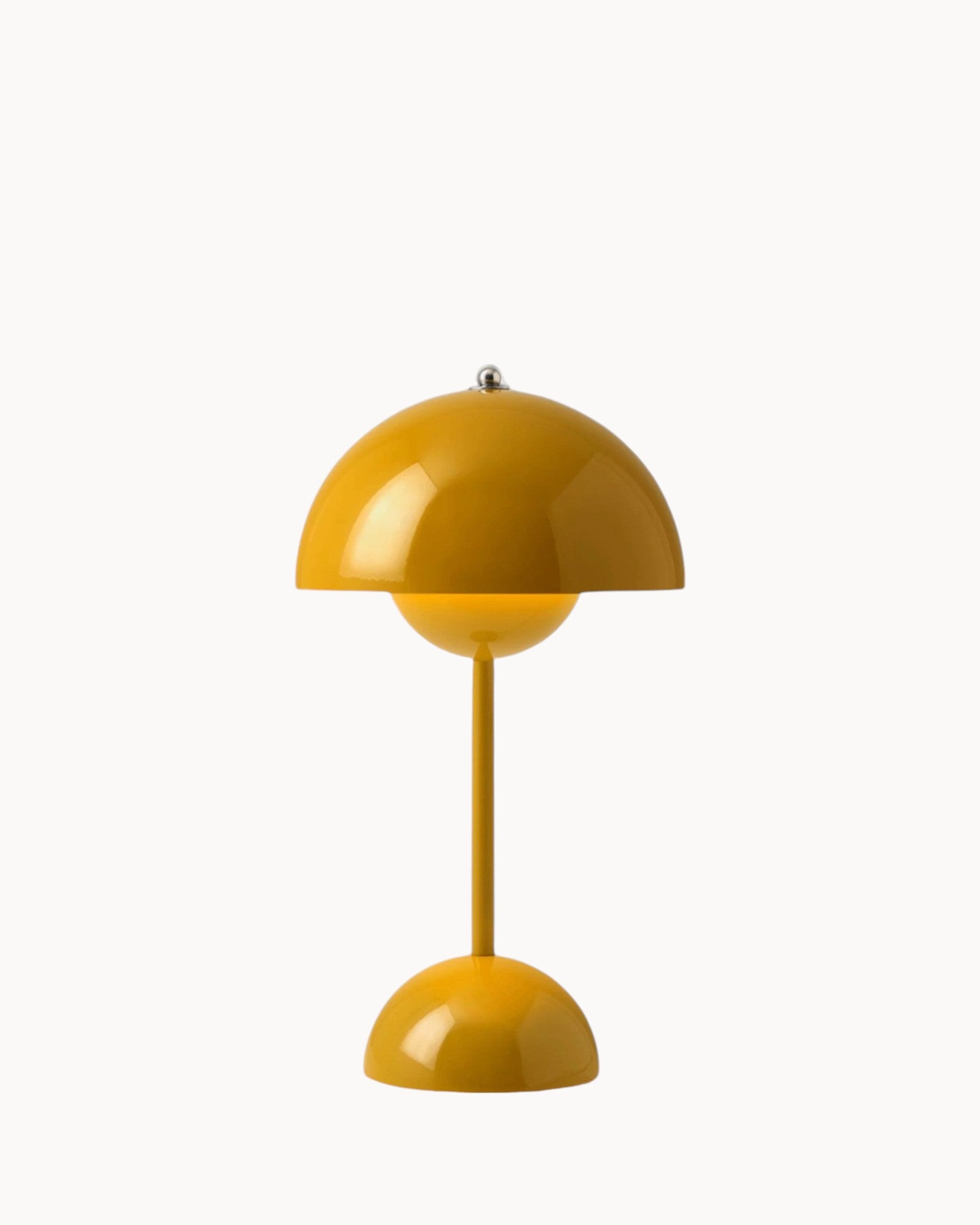 NordLight – LED Table Lamp Scandinavian Design, Dimmable and Durable in Metal