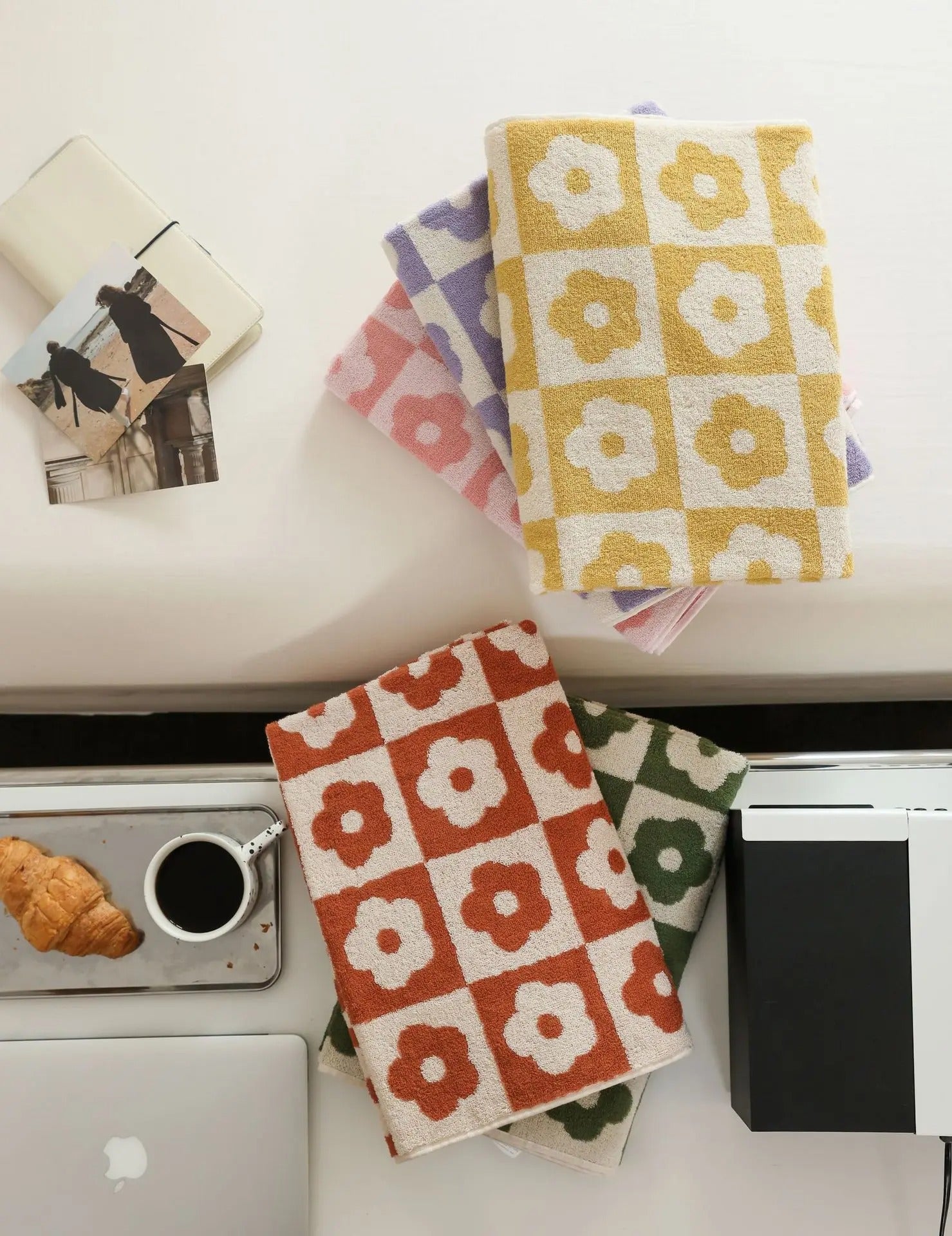 Giana – Luxury Bath Towel with Elegant Design for Comfort & Style
