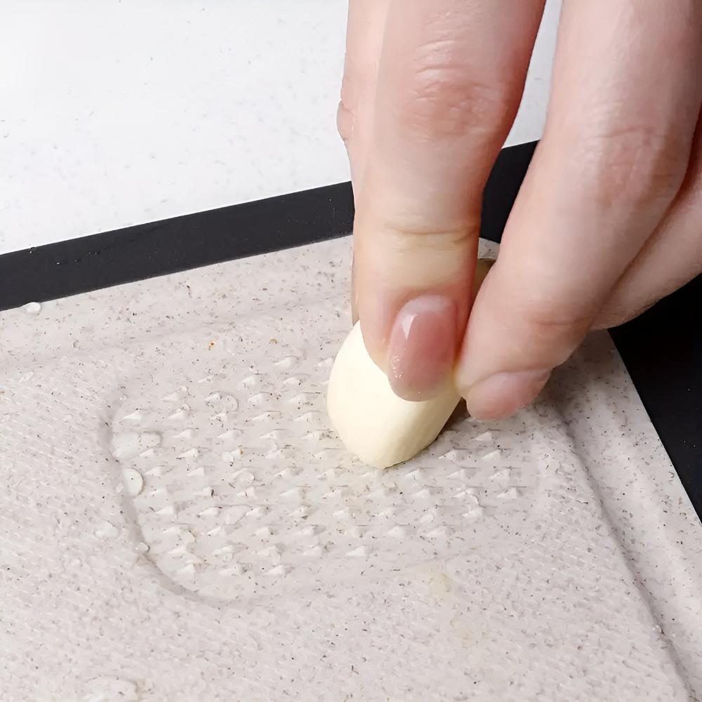 Steeluxe DuoCut – Luxe Stainless Steel Cutting Board with Double-sided Design for a Hygienic Kitchen