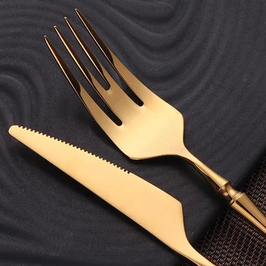 AurumSteel Luxe Cutlery Set – Timeless Elegance for a Refined Table Style