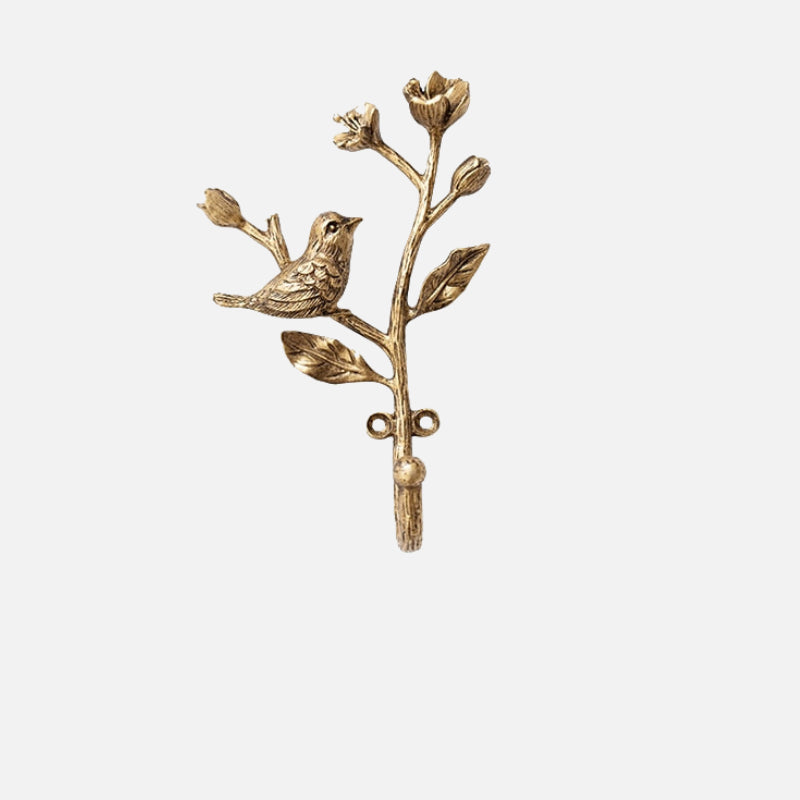 AvianCharm – Metal Wall Hook with Playful Bird Design