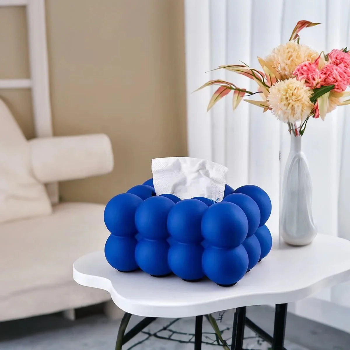 BubbleChic – Ceramic Tissue Box with Unique Design