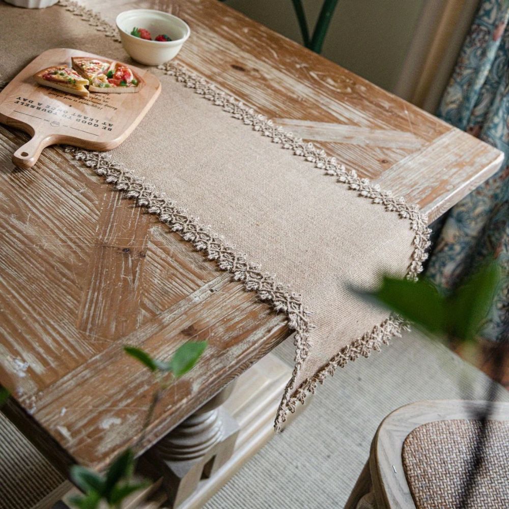 TerraLoom Natural Jute Table Runner – Rustic Elegance for a Warm Table Setting