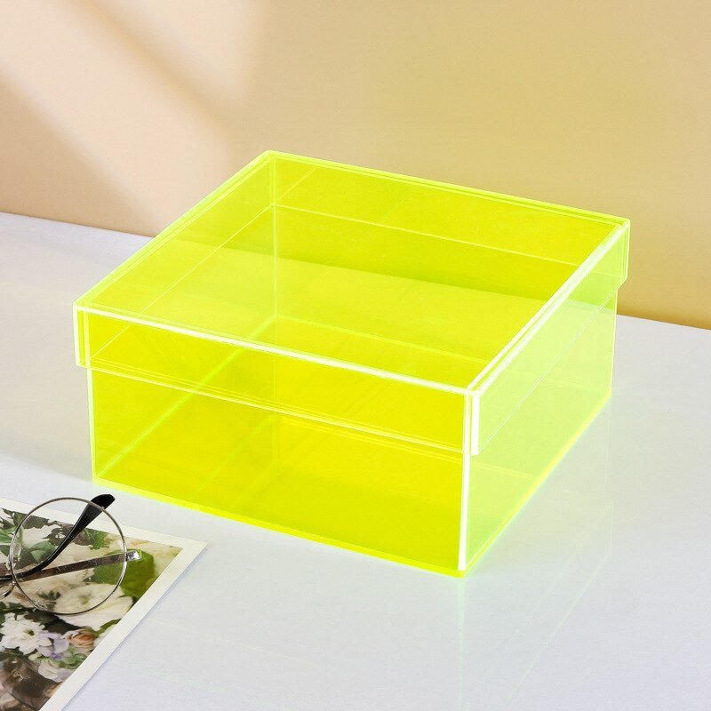 ClearVista – Stylish Acrylic Storage Box with Functional Lid