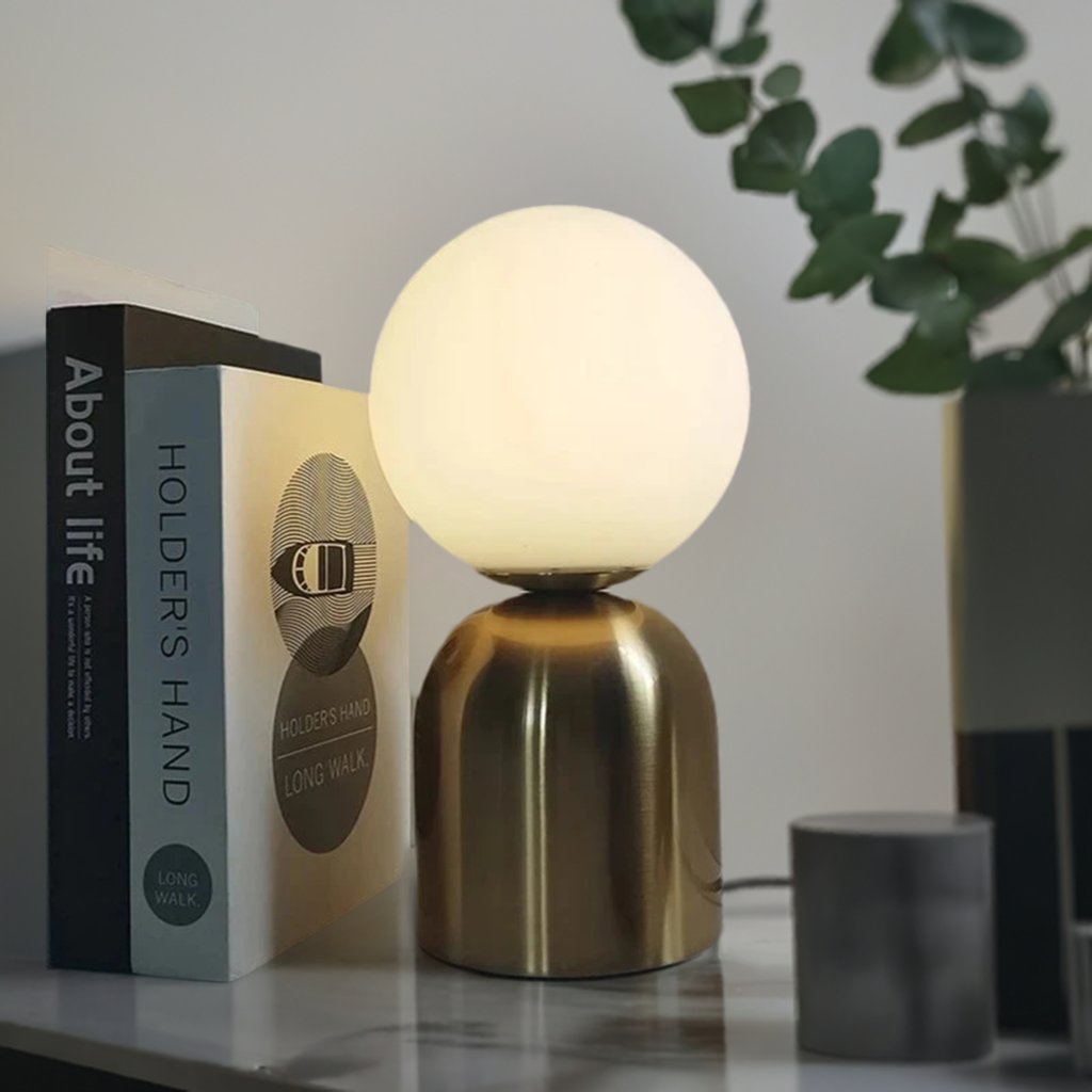 NordLume – Stylish Iron Table Lamp for a Timeless Interior