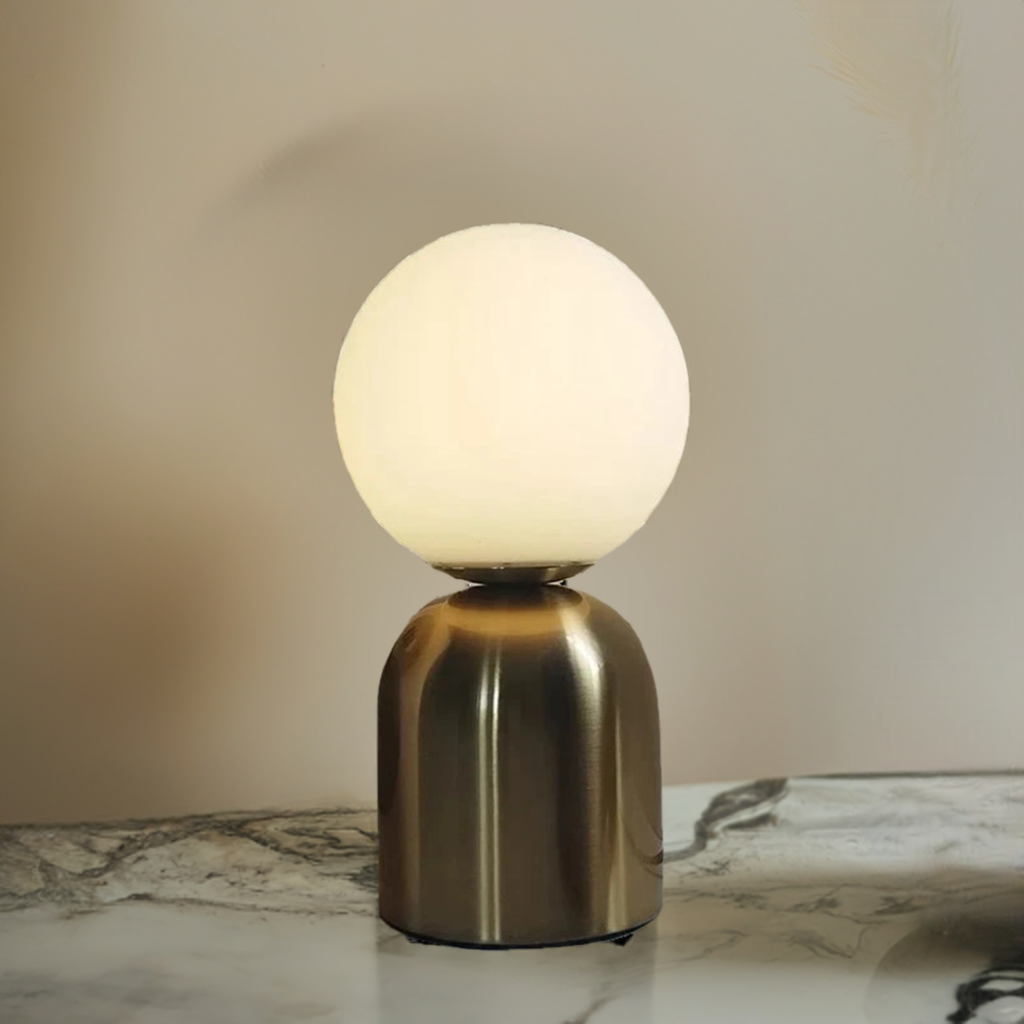 NordLume – Stylish Iron Table Lamp for a Timeless Interior