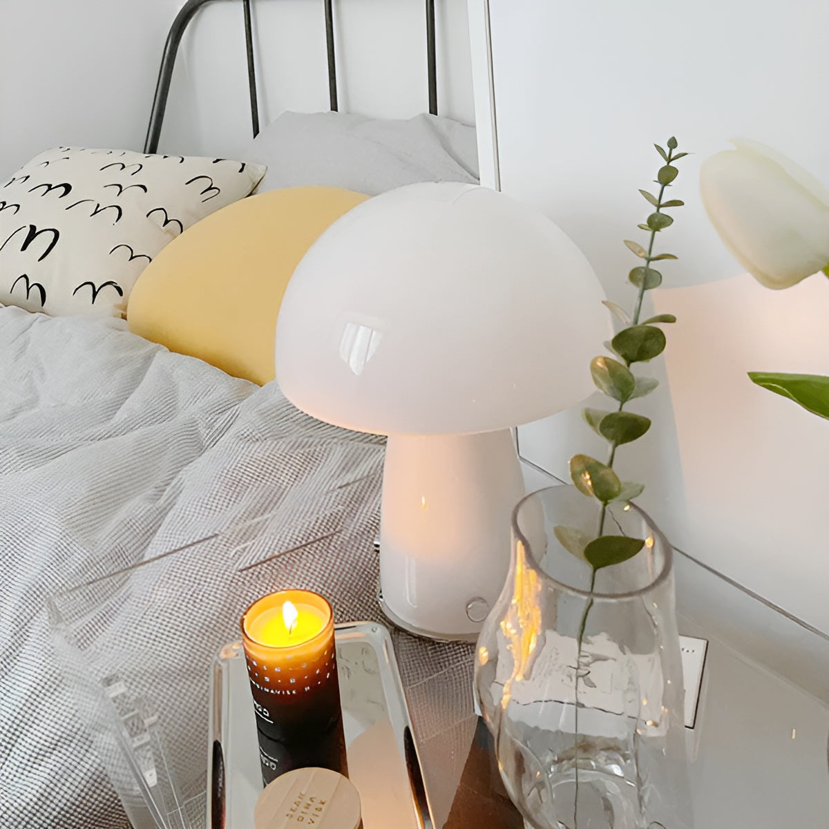 GlowMush – Scandinavian Table Lamp with Artistic Warmth