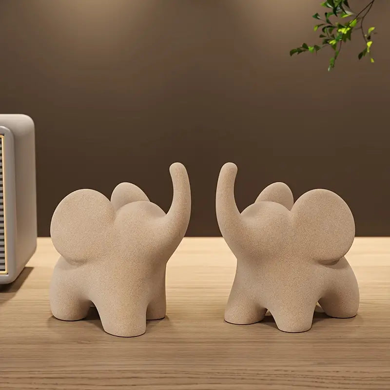 Figurine stylisée d’éléphant en résine avec finition velours floqué