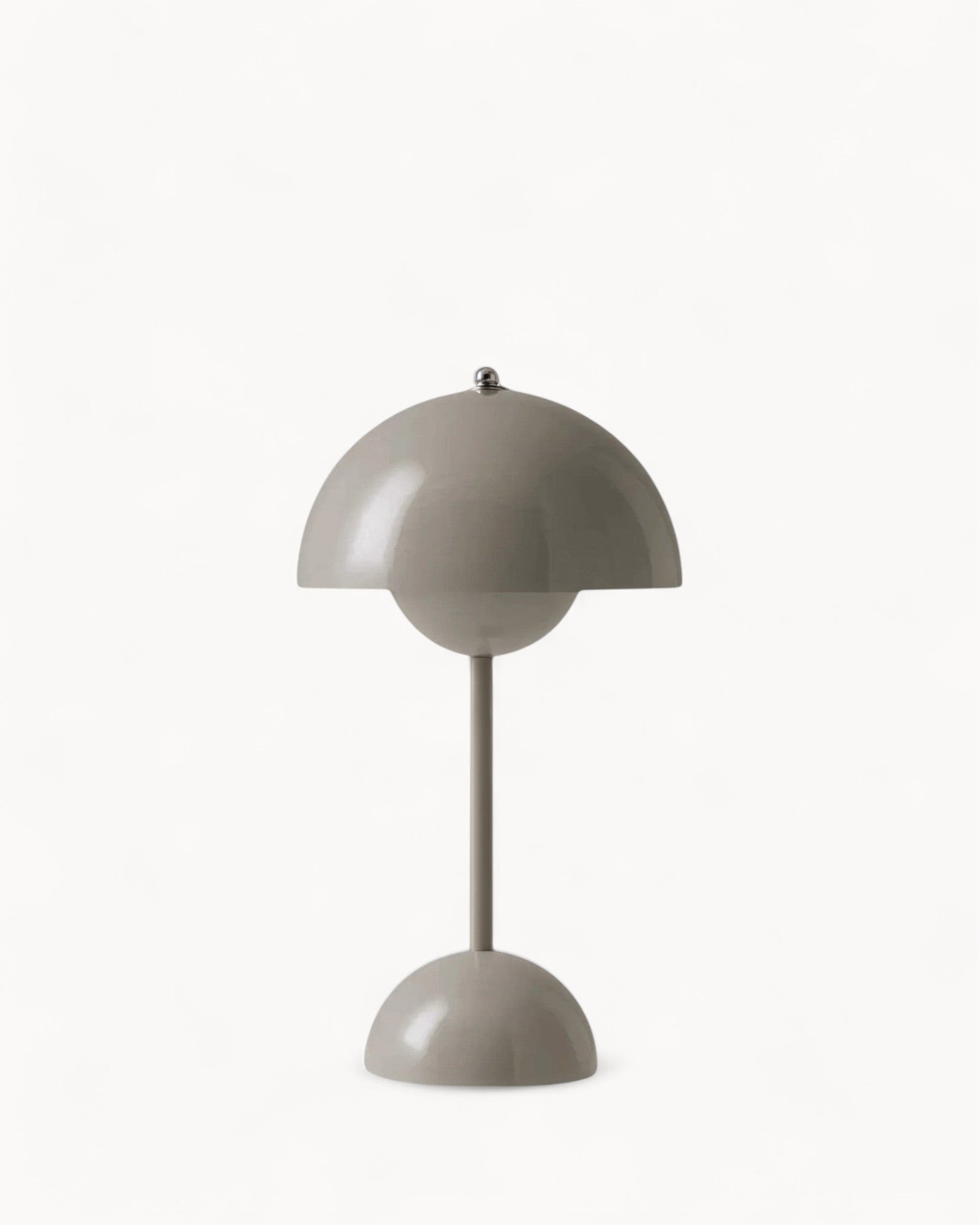 NordLight – LED Table Lamp Scandinavian Design, Dimmable and Durable in Metal