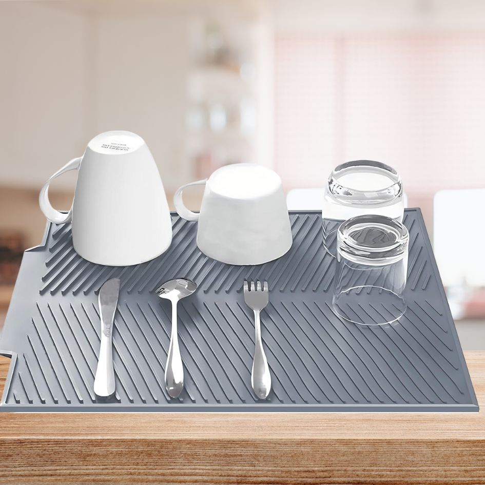 FlexiDry – Luxe Silicone Draining Mat for a Tidy Kitchen
