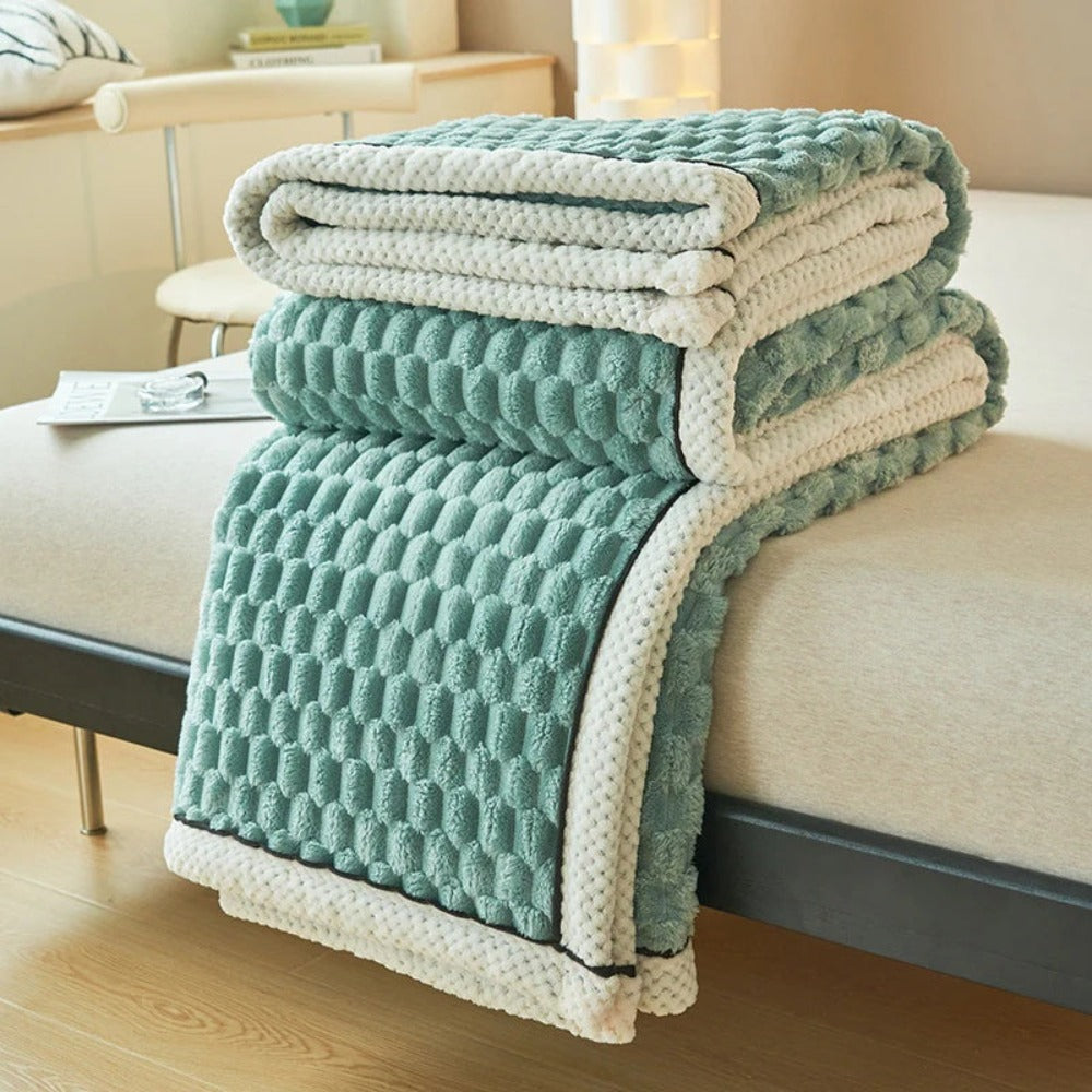 LuxeHaven – Ultimate Soft Sherpa Fleece Blanket for Pure Relaxation