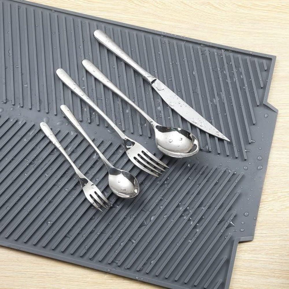 FlexiDry – Luxe Silicone Draining Mat for a Tidy Kitchen