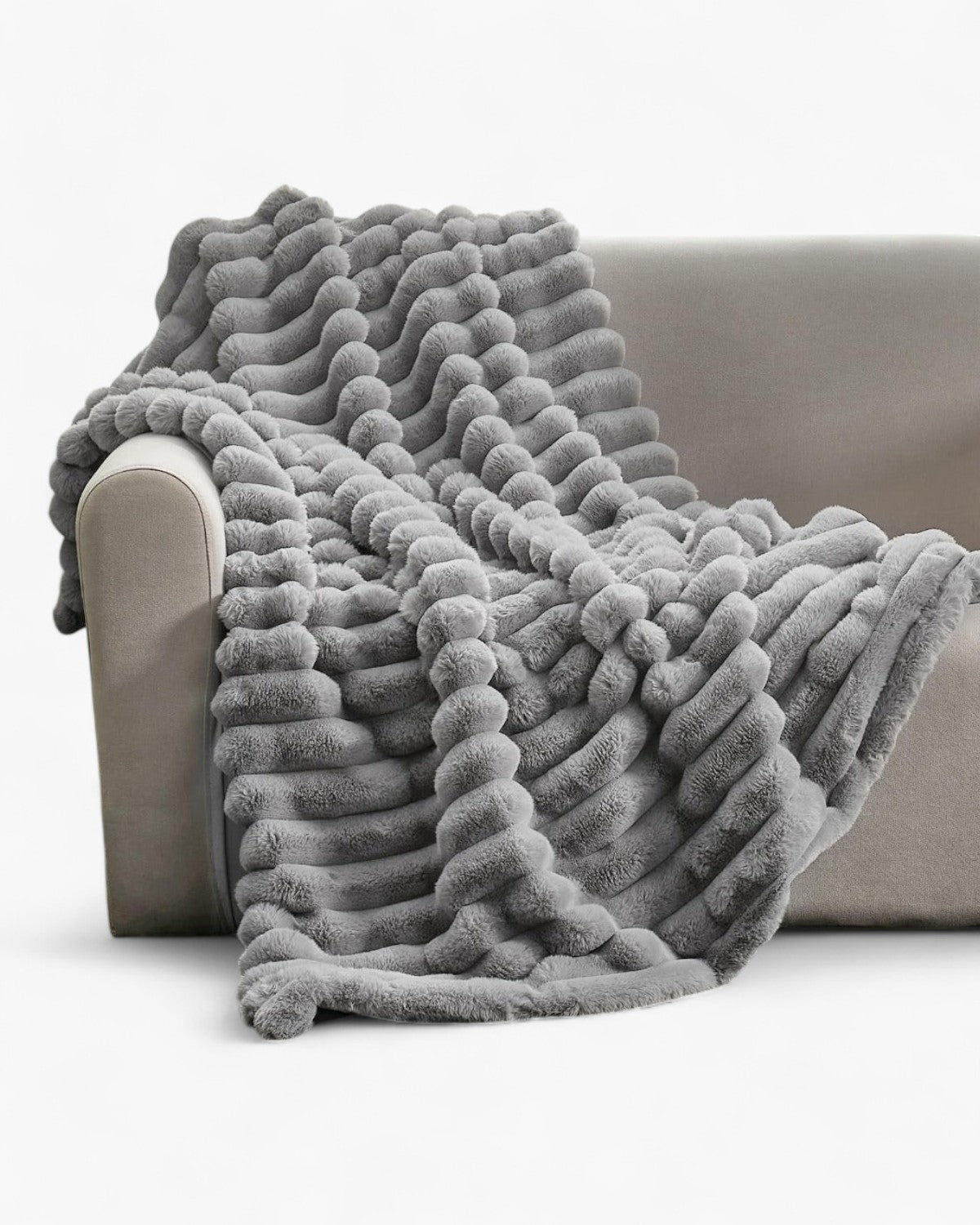Veloura – Luxe Plush Blanket with Elegant Texture for Warmth & Style