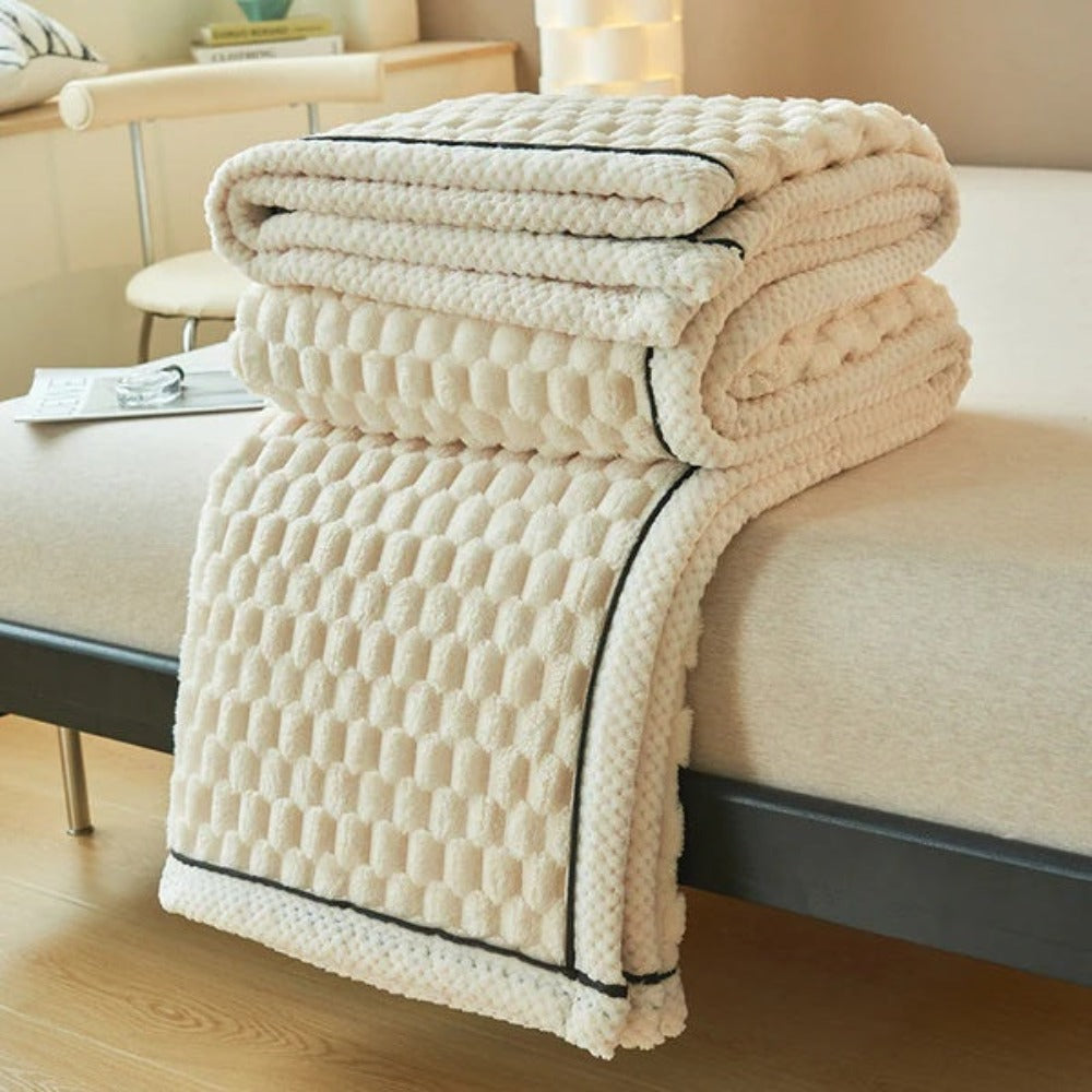 LuxeHaven – Ultimate Soft Sherpa Fleece Blanket for Pure Relaxation