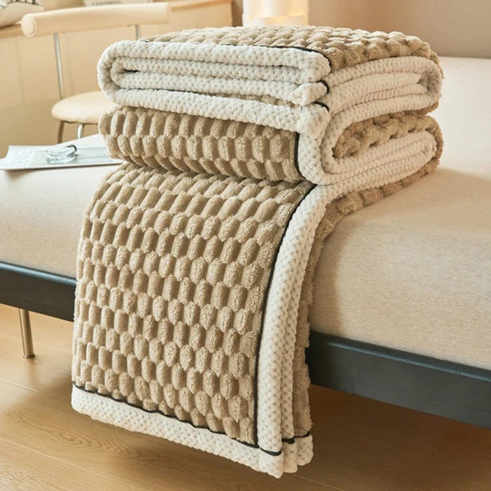 LuxeHaven – Ultimate Soft Sherpa Fleece Blanket for Pure Relaxation