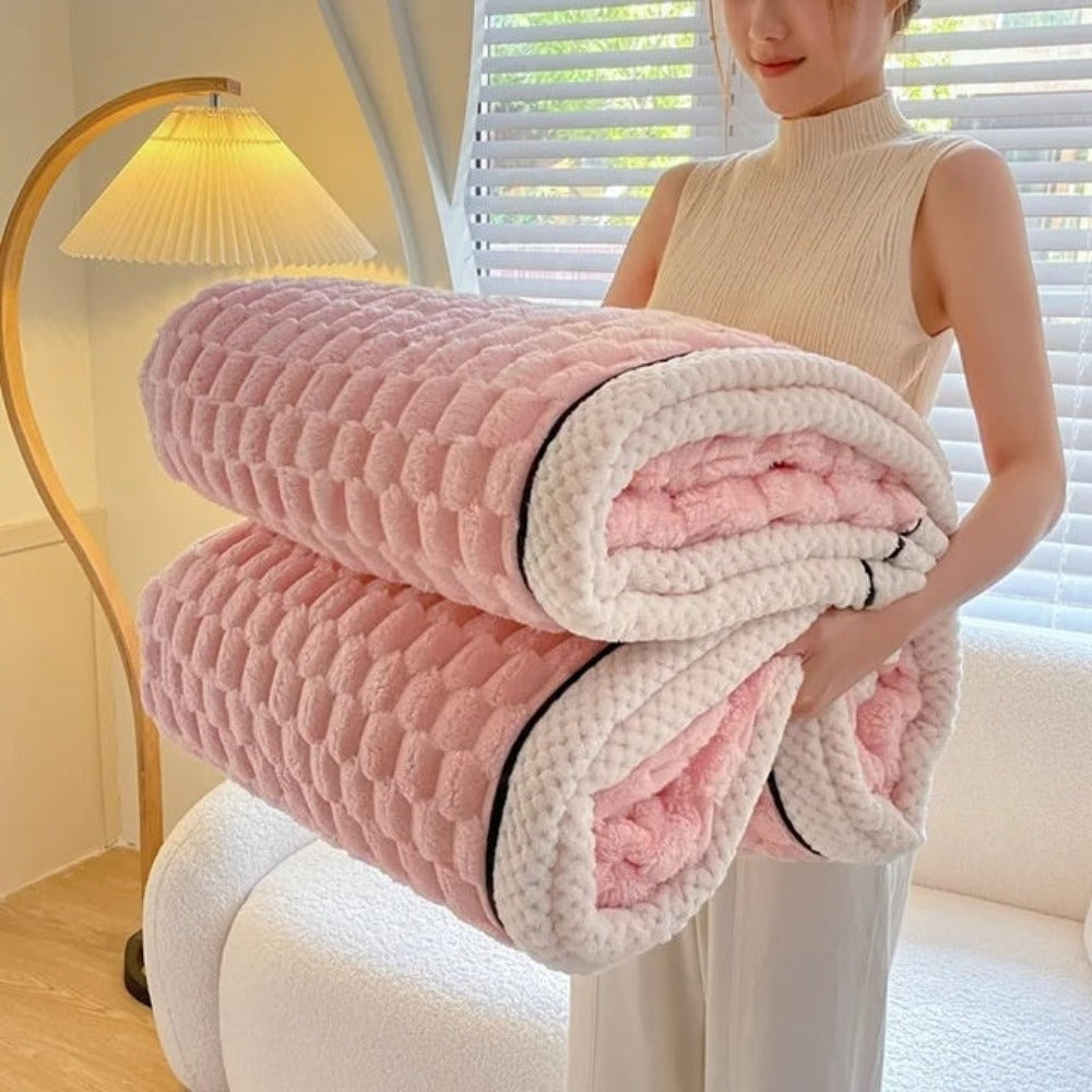 LuxeHaven – Ultimate Soft Sherpa Fleece Blanket for Pure Relaxation
