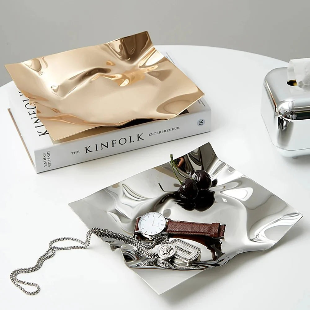 CurveSteel – Modern Stainless Steel Storage Tray with Playful Design