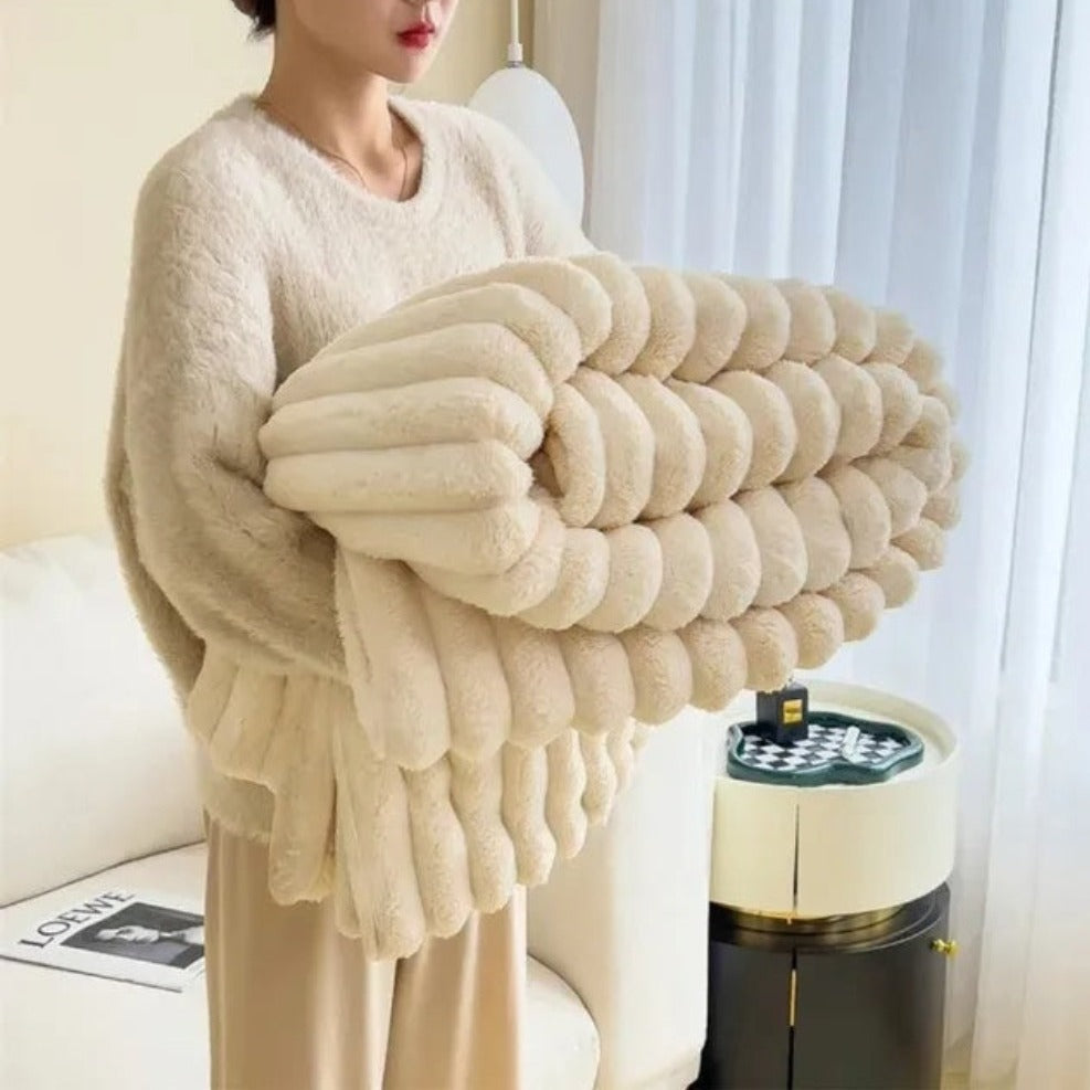 CozyLuxe – Ultra-Soft Ribbed Blanket for Warmth and Comfort