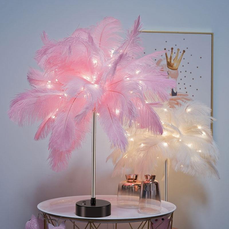 Fairy – Table Lamp with Elegant Plumes