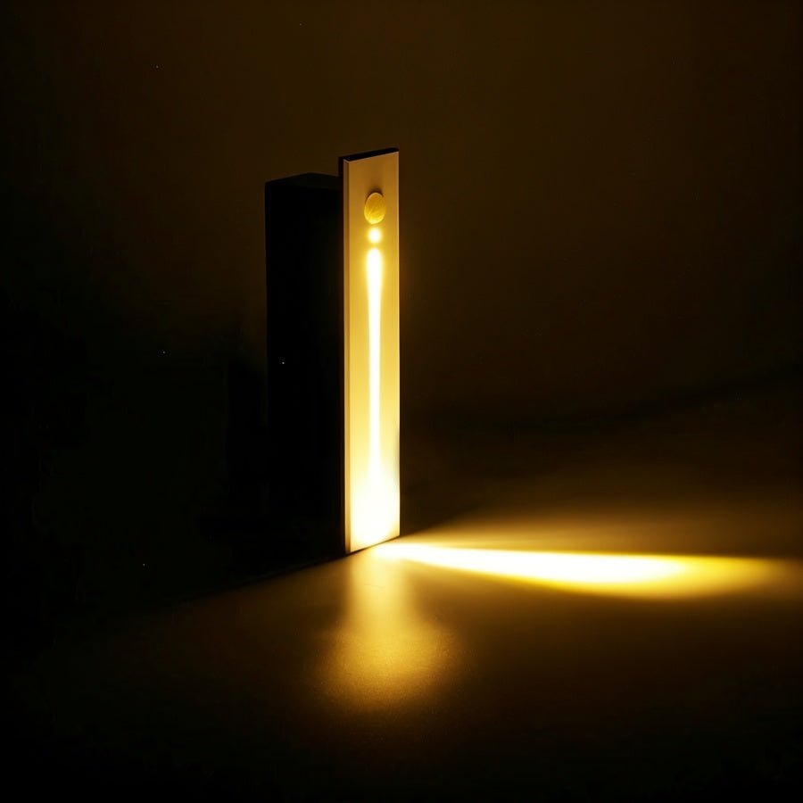 Luca – Stylish Staircase Lighting with Sensor Technology