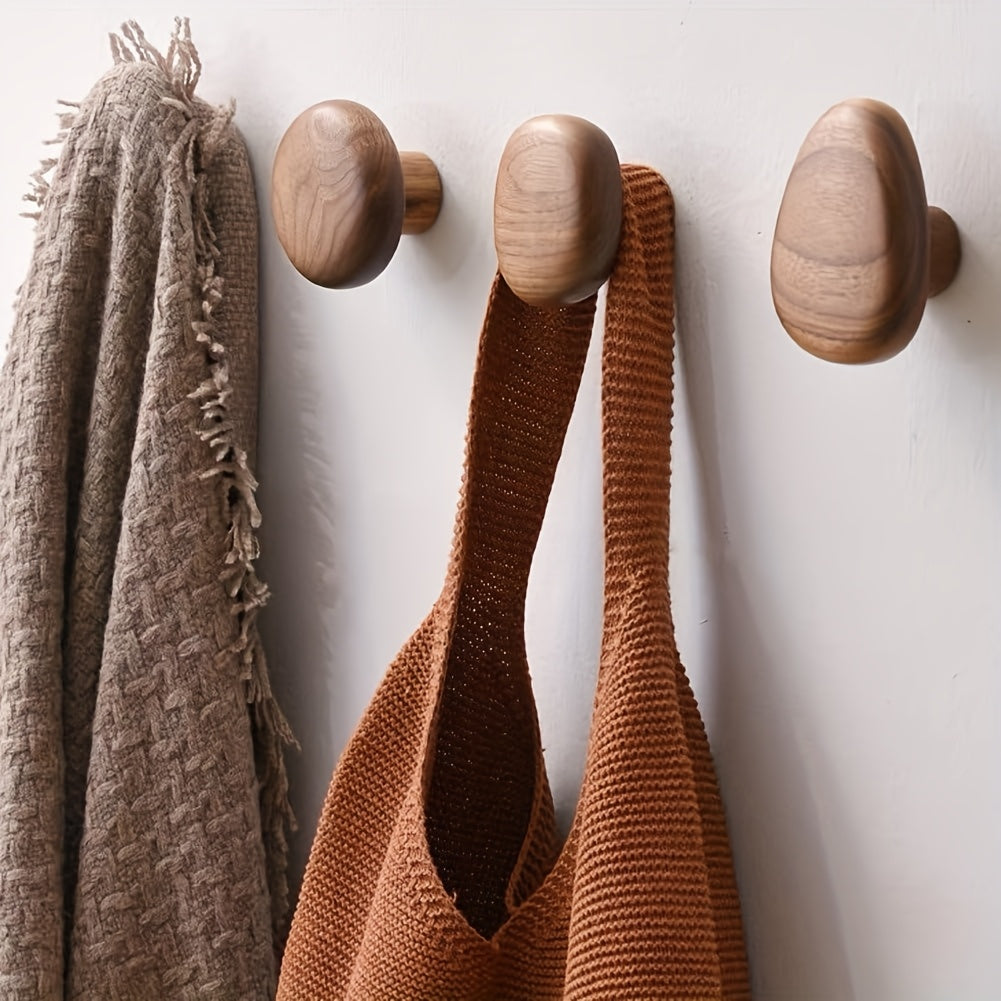 OakPebble – Natural Wooden Wall Hooks with Organic Design for a Stylish Interior