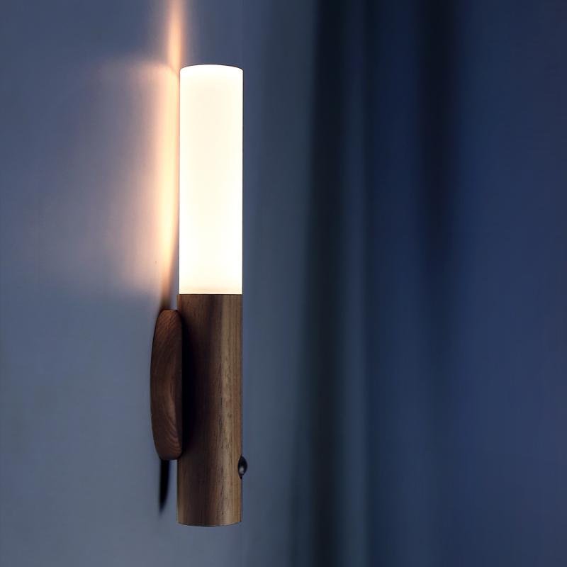 LightSense – Minimalist Motion Sensor Lamp with Magnetic Mounting