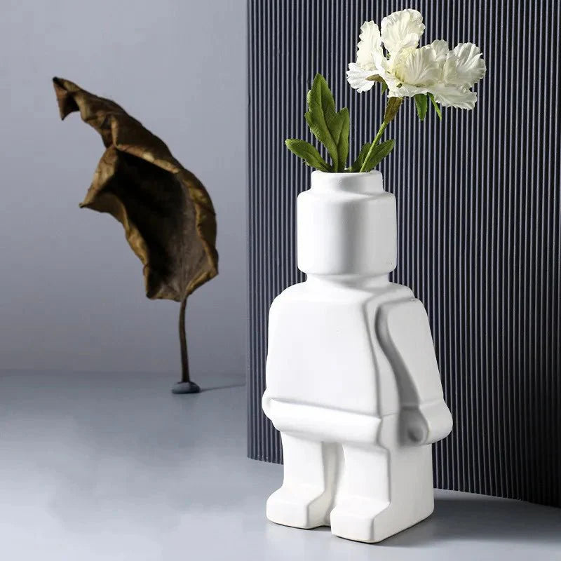 NordicCharm – Modern Ceramic Robot Vase for a Playful Accent