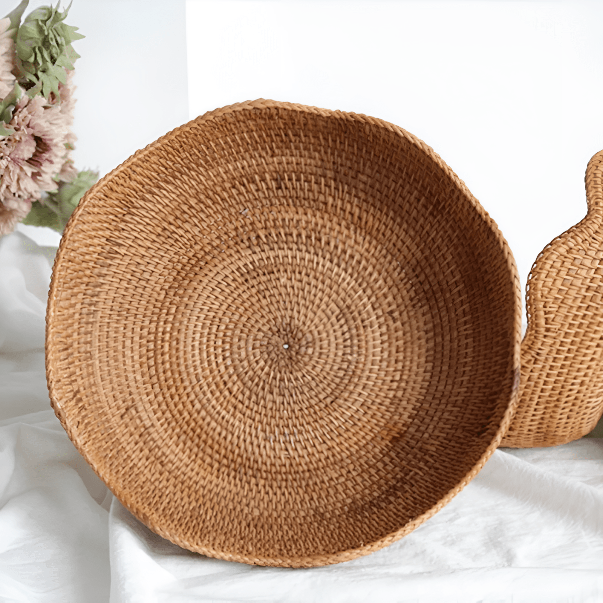 Rattanique Elegant Rotan Fruitmand – Handgevlochten voor een Natuurlijke Sfeer