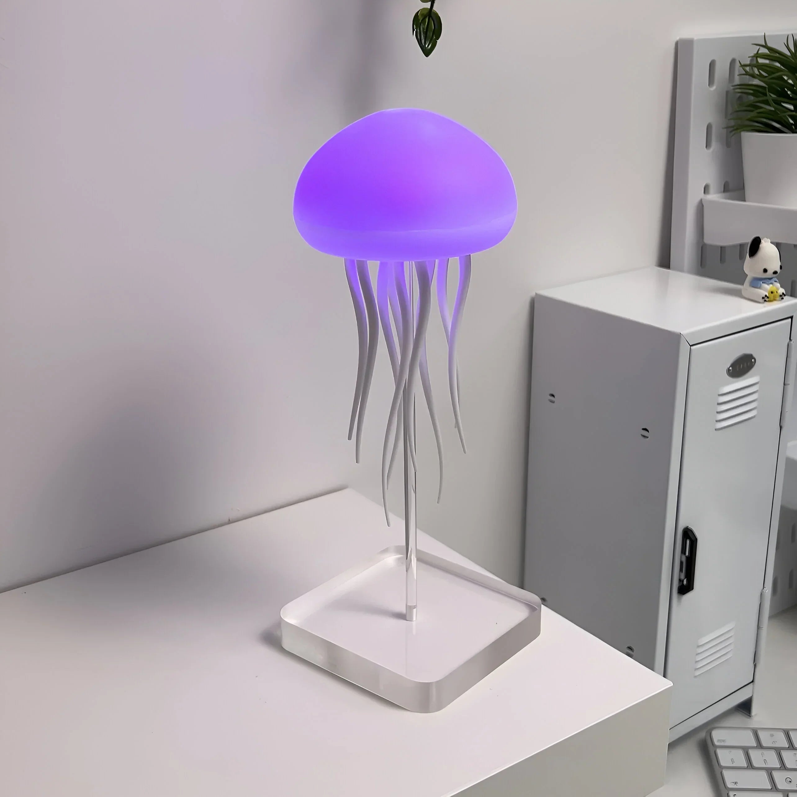 AquaLume – Magical LED Medusen Lamp for a Soothing Atmosphere